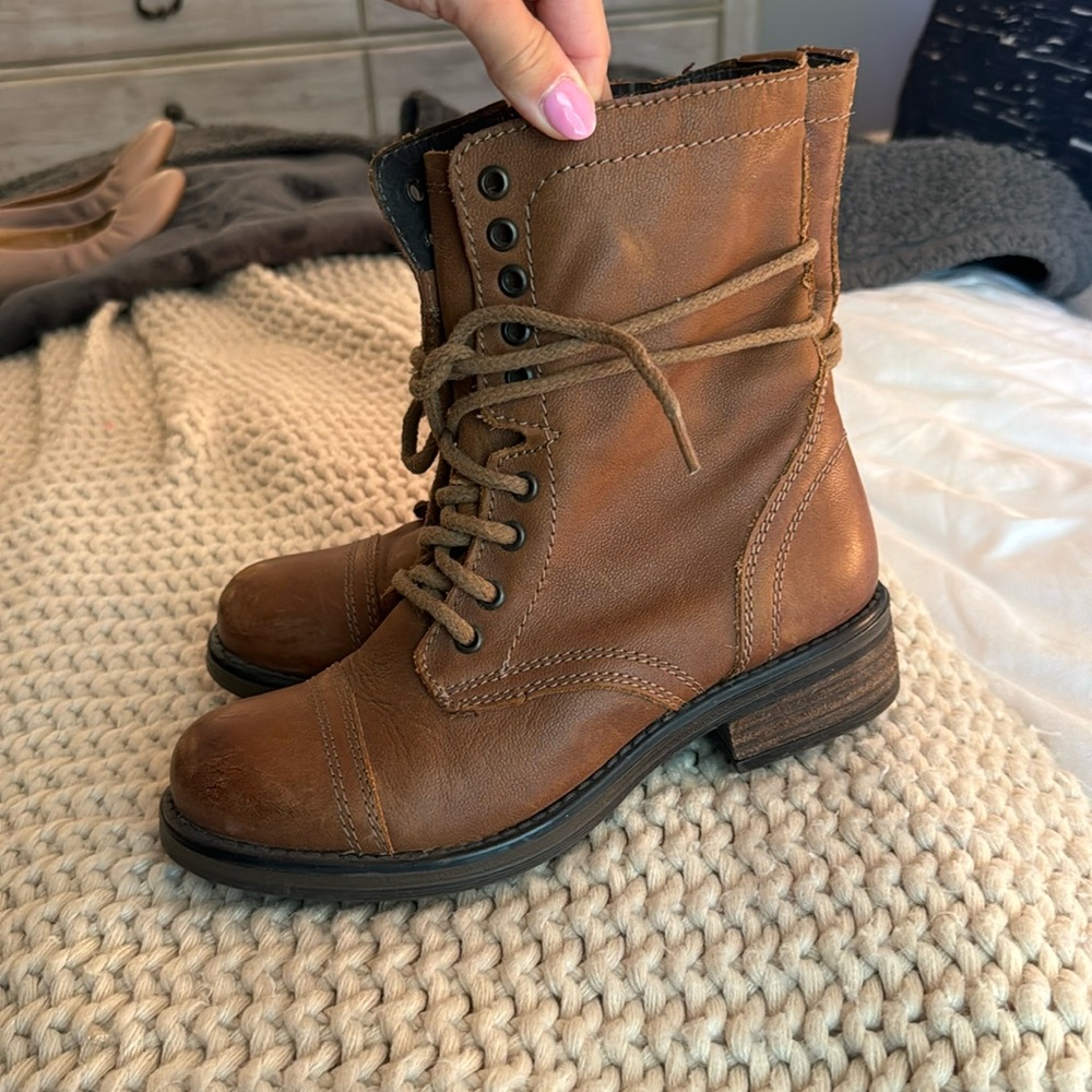 Steve Madden Size 7 Combat Boots